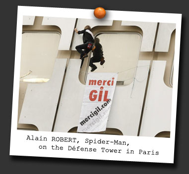 Alain ROBERT, Spider-Man, on the Défense Tower in Paris
